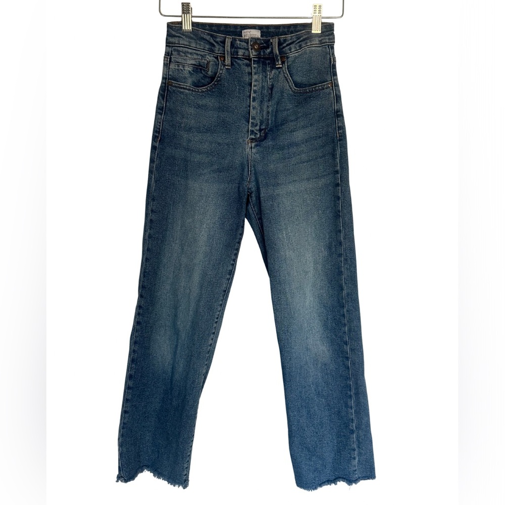 Tilly’s West of Melrose Women’s High Rise Raw Hem Straight Jeans Size 24 EUC